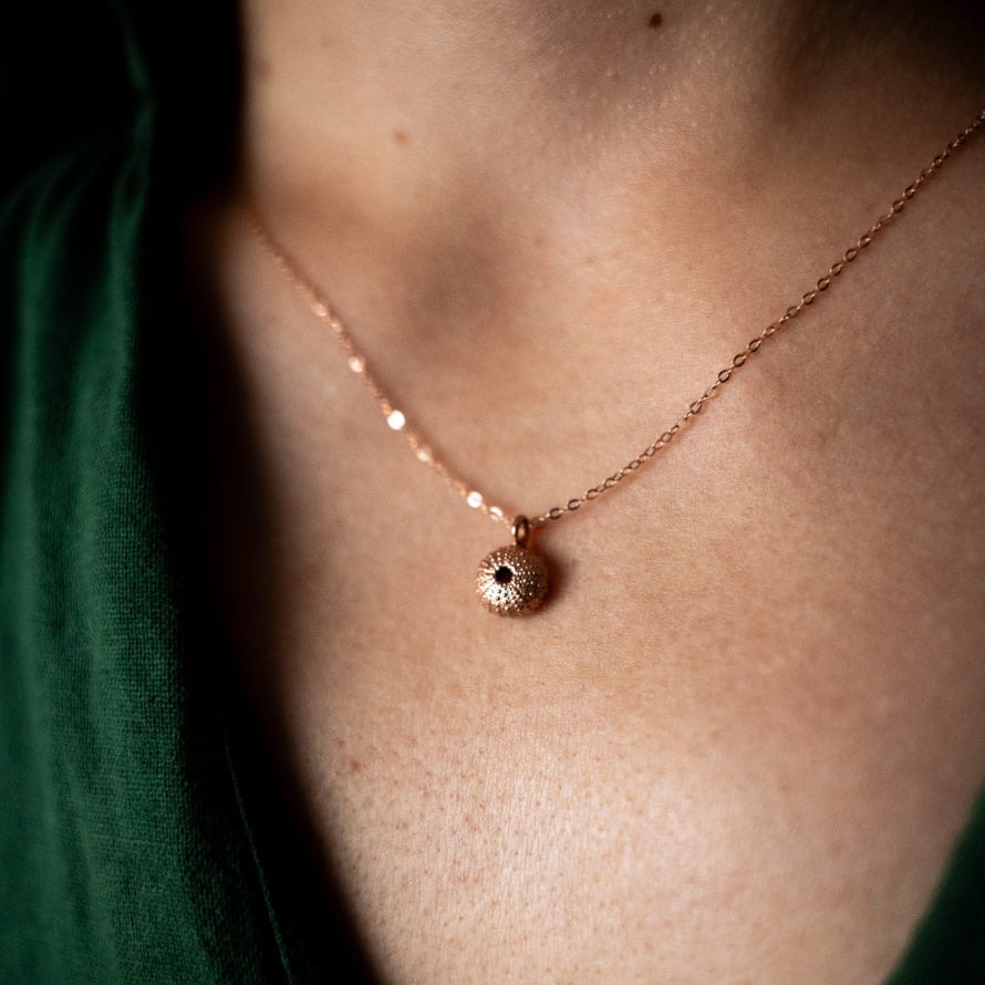 Sea-Urchin-Necklace - Rose gold