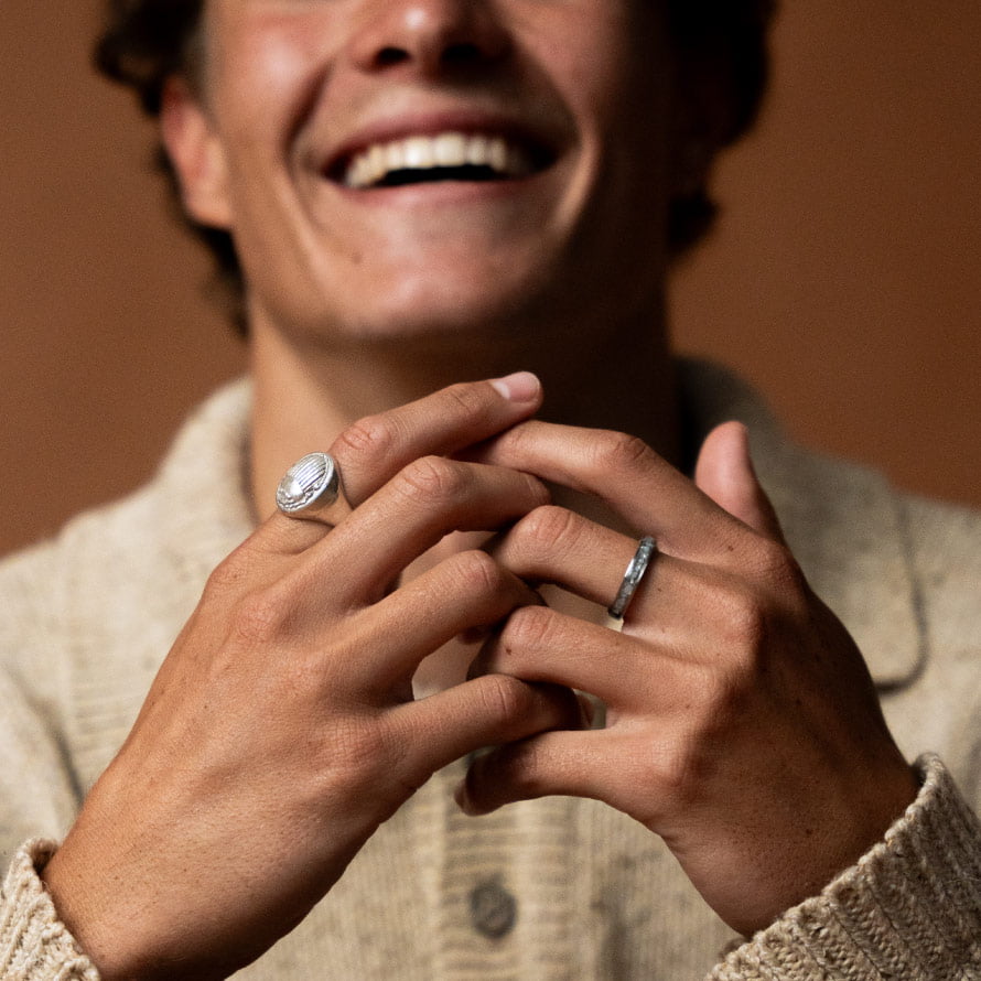 Silver-Scarab-Ring -Silver-Pearl-inlay