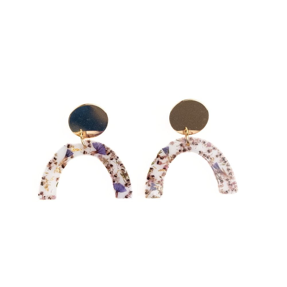 Arch resin statement earrings with pink erica and sea lavender flowers, gold plated brass disc studs and sterling silver posts.